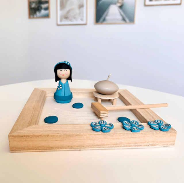 Jardin zen d'intérieur kokeshi "blue"