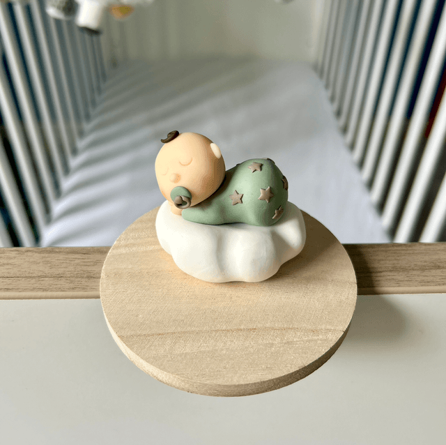 Figurine bébé endormi personnalisable