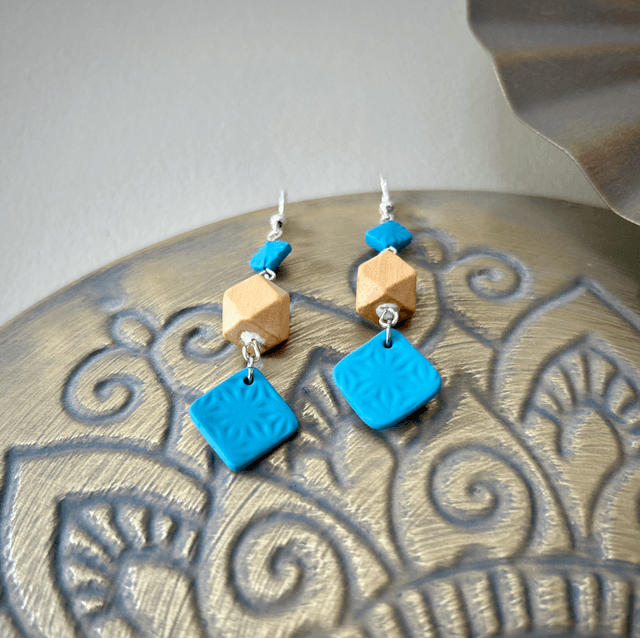 Boucles d'oreilles pendantes "Iris"
