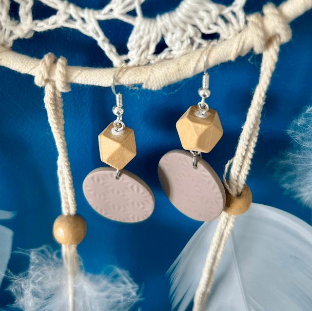 Boucles d'oreilles pendantes "Lilas des indes"