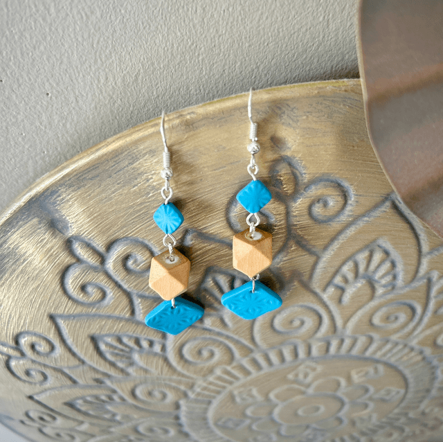 Boucles d'oreilles pendantes "Iris"