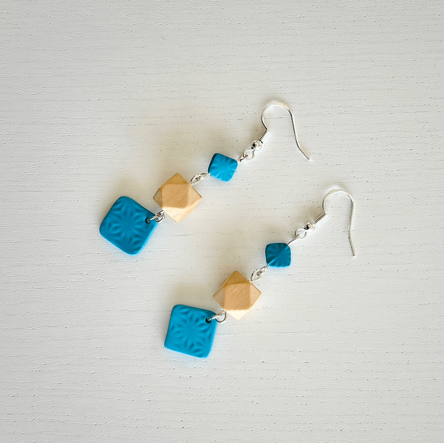 Boucles d'oreilles pendantes "Iris"