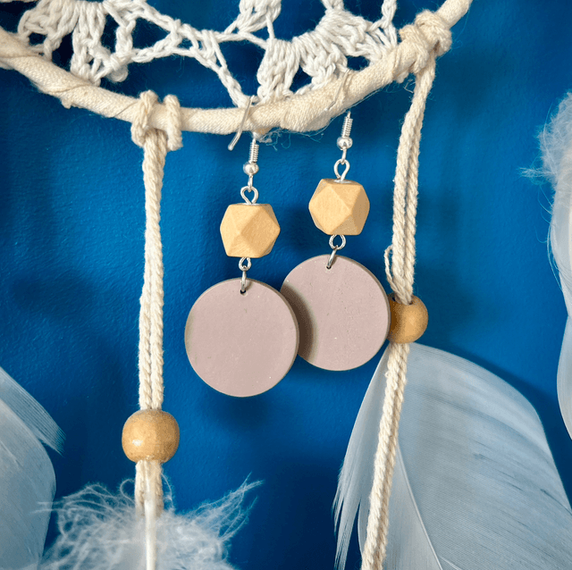 Boucles d'oreilles pendantes "Lilas des indes"