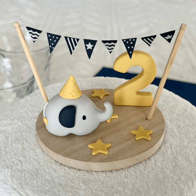 Décoration d&#039;anniversaire personnalisable éléphant